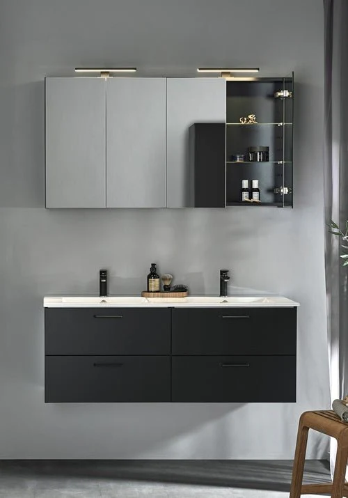 Miniatyrbild 1